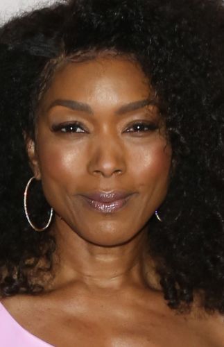 Angela Bassett Biography Movie Highlights And Photos Allmovie 