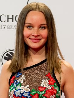 Sonja Gerhardt Sonja Gerhardt