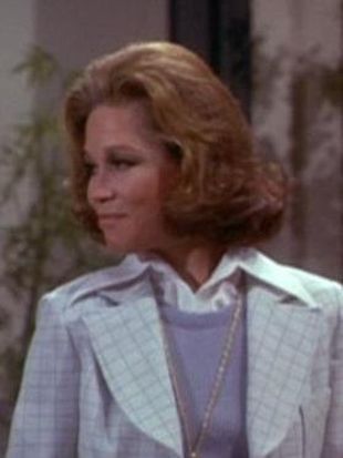 The Mary Tyler Moore Show : Mary Richards and the Incredible Plant Lady