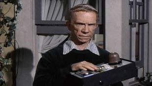 My Favorite Martian : Stop the Presses, I Want to Get Off