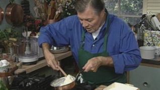 Julia and Jacques Cooking at Home: Creamy Desserts (1999) Julia and Jacques Cooking at Home: Creamy Desserts (1999)