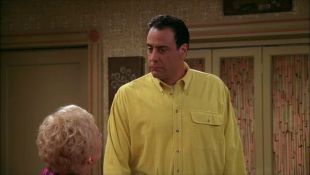 Everybody Loves Raymond : What's with Robert?