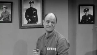 The Dick Van Dyke Show : The Alan Brady Show Goes to Jail