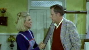 The Doris Day Show : Today's World Catches the Measles