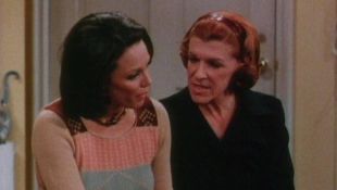 Rhoda : Whattaya Think It's There For?