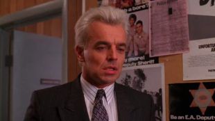 Twin Peaks : The Man Behind the Glass