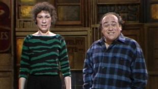 Saturday Night Live : Danny DeVito and Rhea Perlman; Eddy Grant