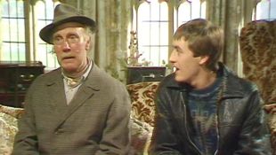 Only Fools and Horses : A Touch of Glass