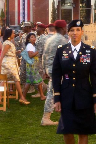 Army Wives : Centennial