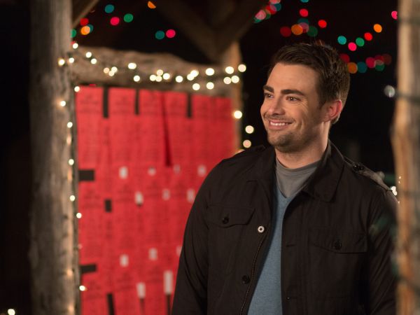 A Dogwalker's Christmas Tale (2015) - Letia Clouston | Cast and Crew