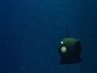 Voyage to the Bottom of the Sea : Secret of the Deep