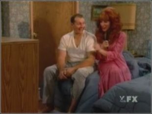 Married...With Children : A Babe in Toyland