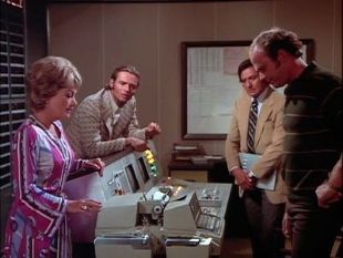 Banacek : If Max Is So Smart, Why Doesn't He Tell Us Where He Is?