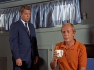 Hawaii Five-0 : The Devil and Mr. Frog (1969) - Michael O'Herlihy ...