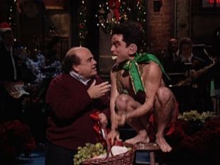 Saturday Night Live : Danny DeVito; R.E.M.