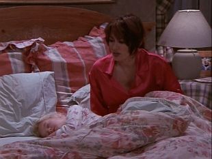Everybody Loves Raymond : The Family Bed