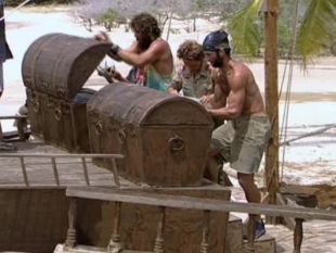 Survivor: Pearl Islands : Swimming with Sharks