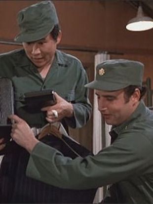 M*A*S*H : Foreign Affairs