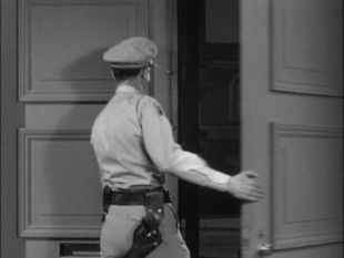 The Andy Griffith Show : The Shoplifters