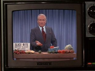 The Mary Tyler Moore Show : Farmer Ted and the News