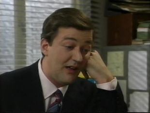 A Bit of Fry and Laurie : Episode 4.1