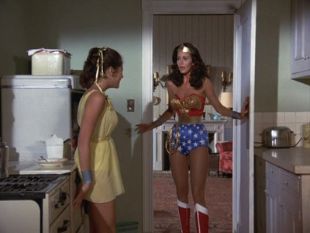 Wonder Woman : Feminum Mystique