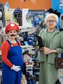Superstore : Costume Competition