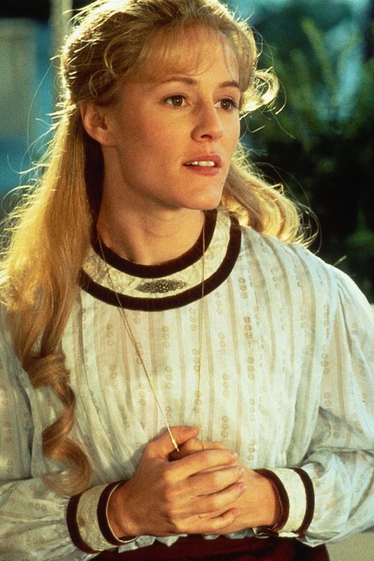 Lily Dale (1996) Peter Masterson Synopsis, Characteristics, Moods