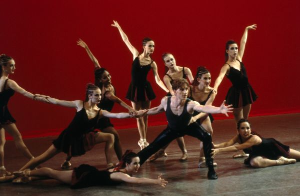 2000 Center Stage 2000 Center Stage