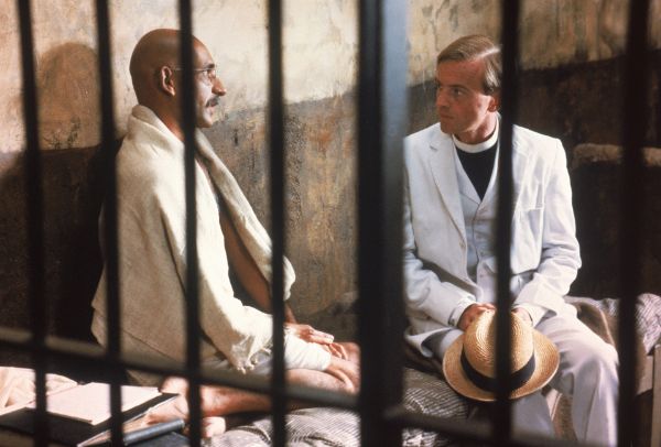 Gandhi (1982) - Richard Attenborough | Synopsis, Characteristics, Moods ...