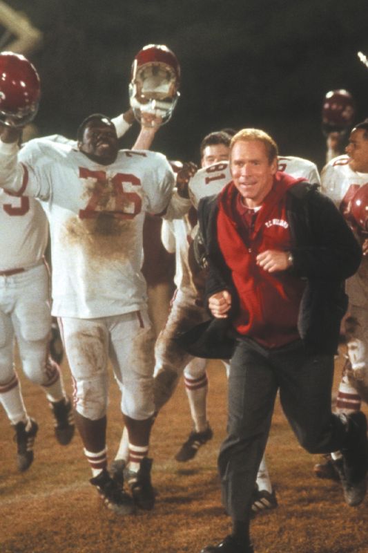 Remember the Titans (2000) Boaz Yakin Synopsis, Characteristics, Moods, Themes and Related