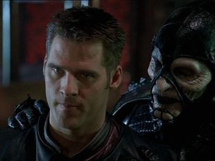 Farscape : Liars, Guns and Money: With Friends Like These