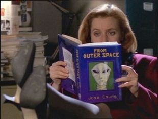 The X-Files : Jose Chung's 'From Outer Space'