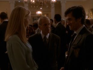 The West Wing : The Drop-in