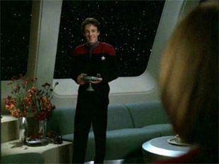 Star Trek: Voyager : Q2
