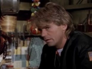 MacGyver : Split Decision