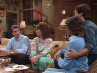Married...With Children : Whose Room Is It Anyway