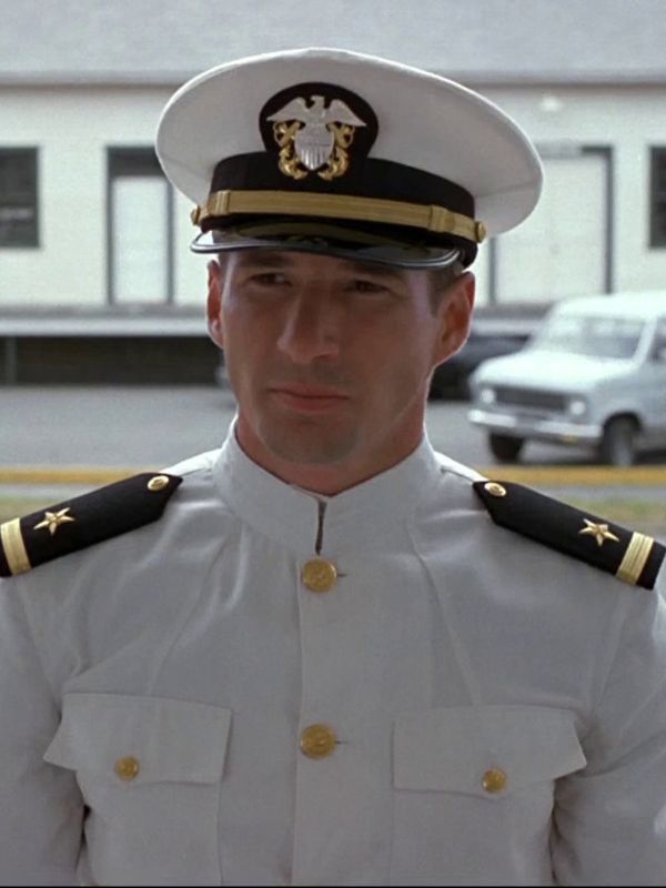 An Officer and a Gentleman (1982) Taylor Hackford Synopsis, Characteristics, Moods, Themes An Officer and a Gentleman (1982) Taylor Hackford Synopsis, Characteristics, Moods, Themes