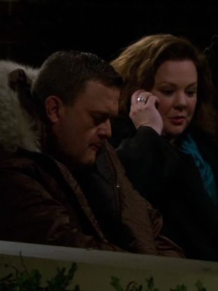 Mike & Molly : Peggy Gets a Job