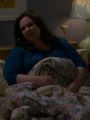 Mike & Molly : They Shoot Asses, Don't They?