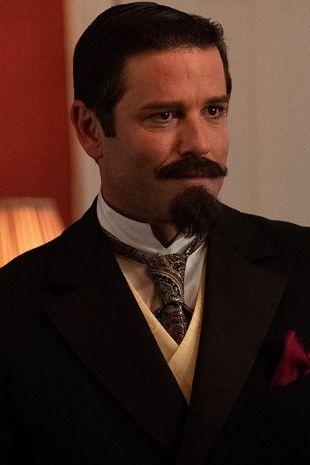Murdoch Mysteries : The Spy Who Loved Murdoch (2018) - Harvey Crossland