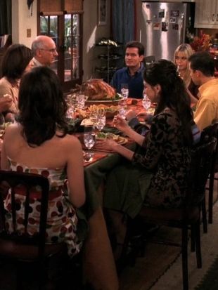 Two and a Half Men : Merry Thanksgiving