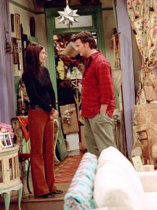 Friends : The One with the Secret Closet