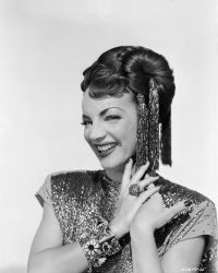 Carmen Miranda | Biography, Albums, & Streaming Radio | AllMusic