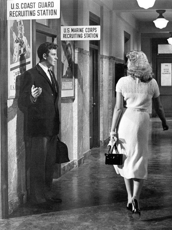 Onionhead (1958) Norman Taurog Synopsis, Characteristics, Moods