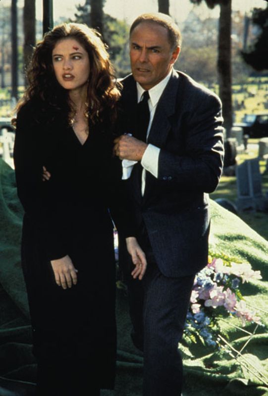 Wes Craven #39 s New Nightmare (1994) Wes Craven Synopsis